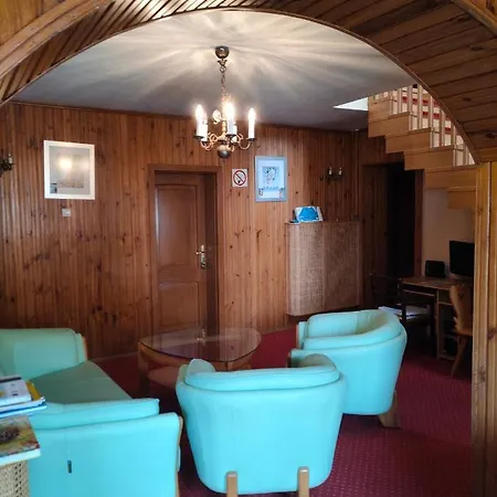 Alojamento de Acomodação e Pequeno-almoço Delfin