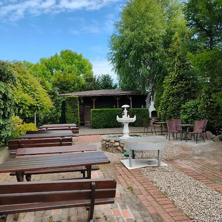 Alojamento de Acomodação e Pequeno-almoço Delfin Mielno (Koszalin)