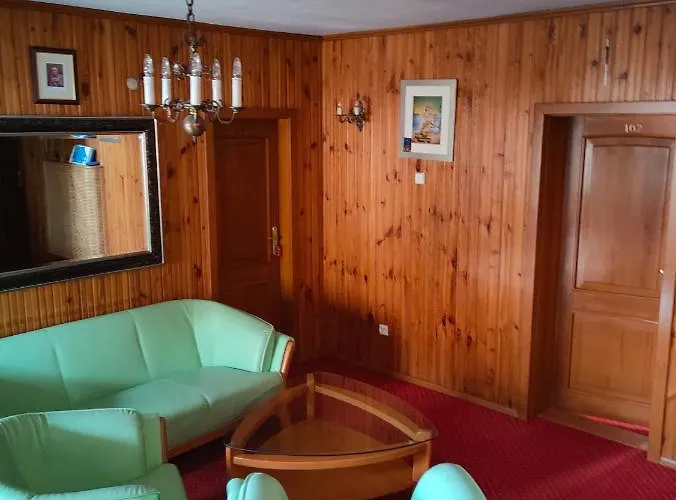 Bed & Breakfast Delfin Mielno (Koszalin)