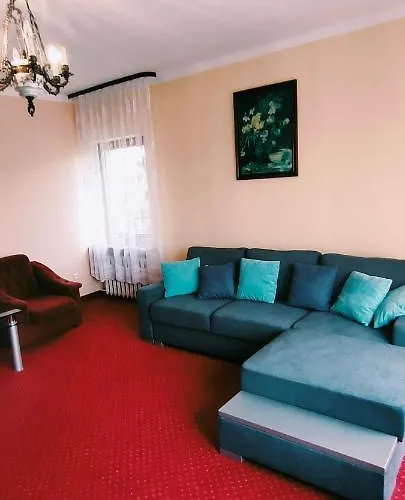 Delfin Bed & Breakfast 3*