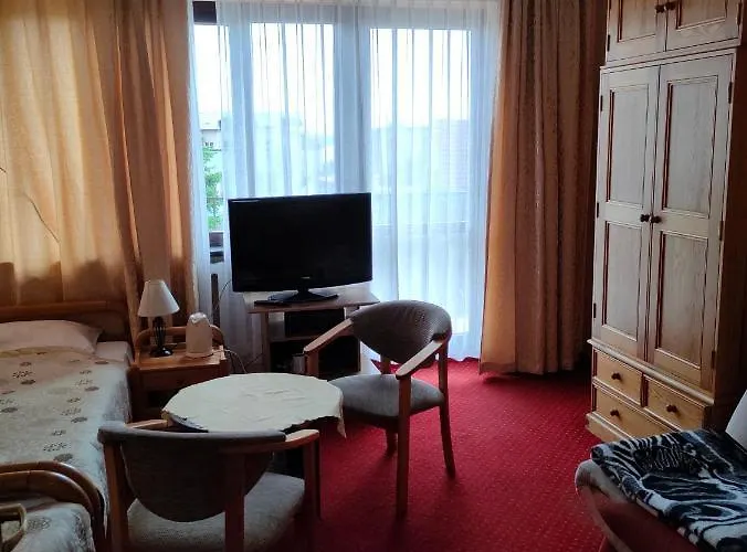 Nocleg ze śniadaniem Delfin Mielno (Koszalin)